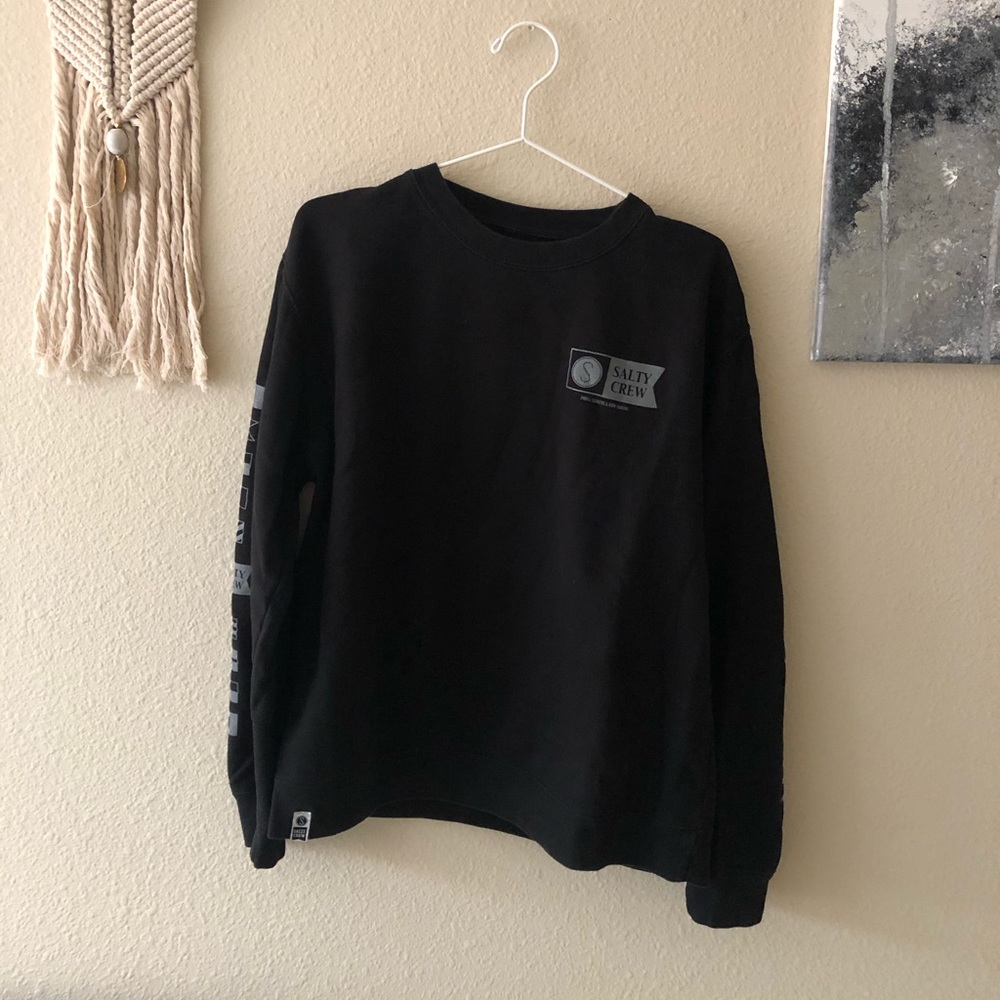 Black pullover hoodie from Salty Crew